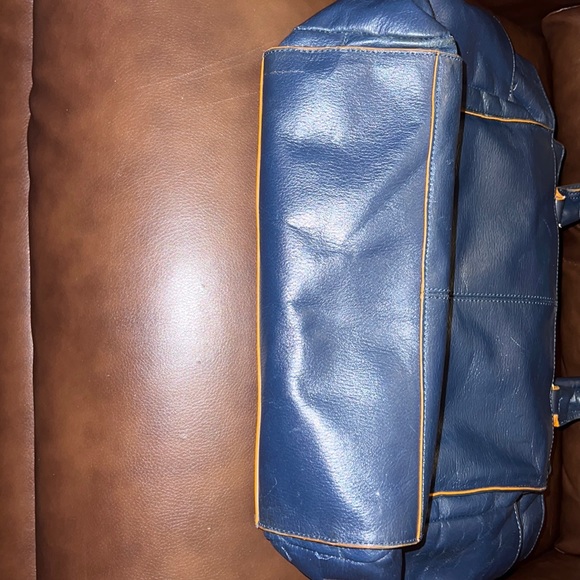 Gently Used Vince Camuto Leather Rectangular Tote. - Picture 3 of 8